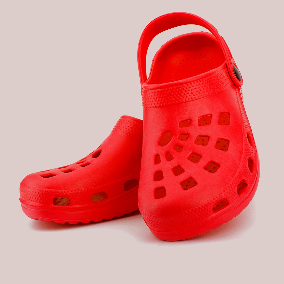 Crocs: de sandália polêmica a ícone de estilo no mundo todo